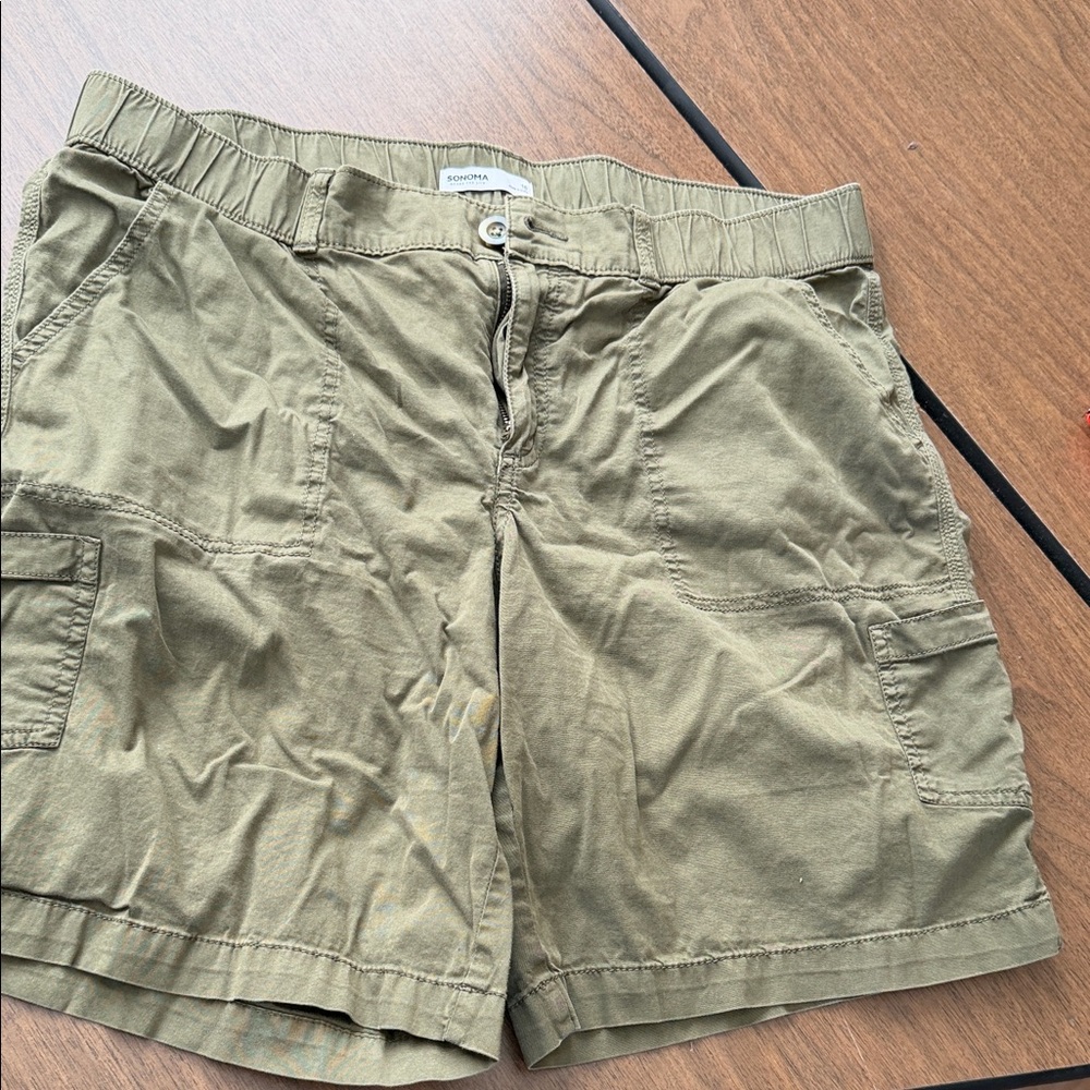Casual Olive Women's Cargo Shorts